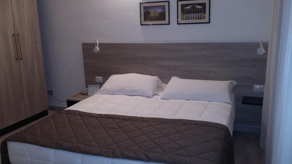 Hotel Citta' Livorno Buitenkant foto