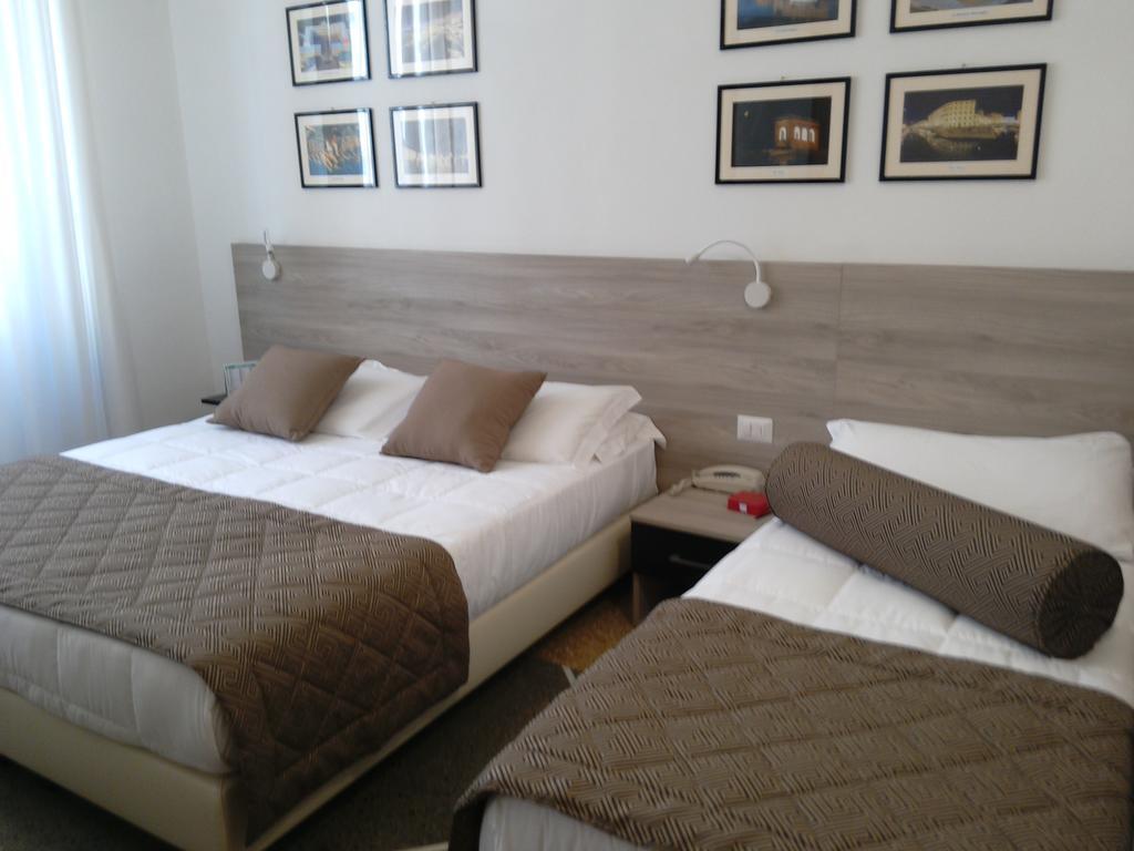 Hotel Citta' Livorno Buitenkant foto