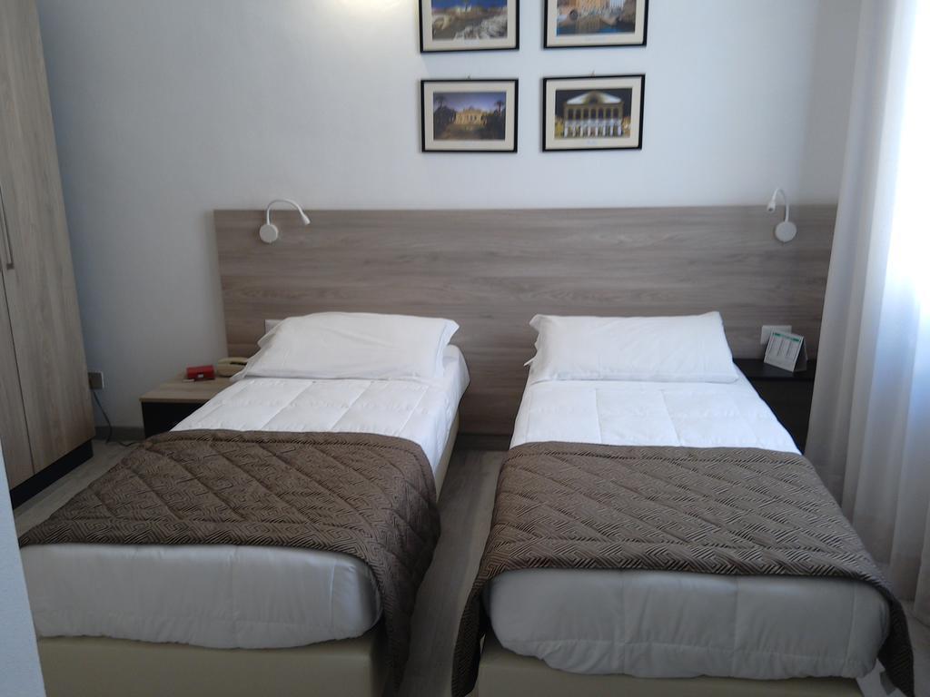 Hotel Citta' Livorno Buitenkant foto
